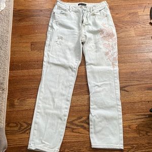 Kendall and Kylie size 24 floral embroidered jeans